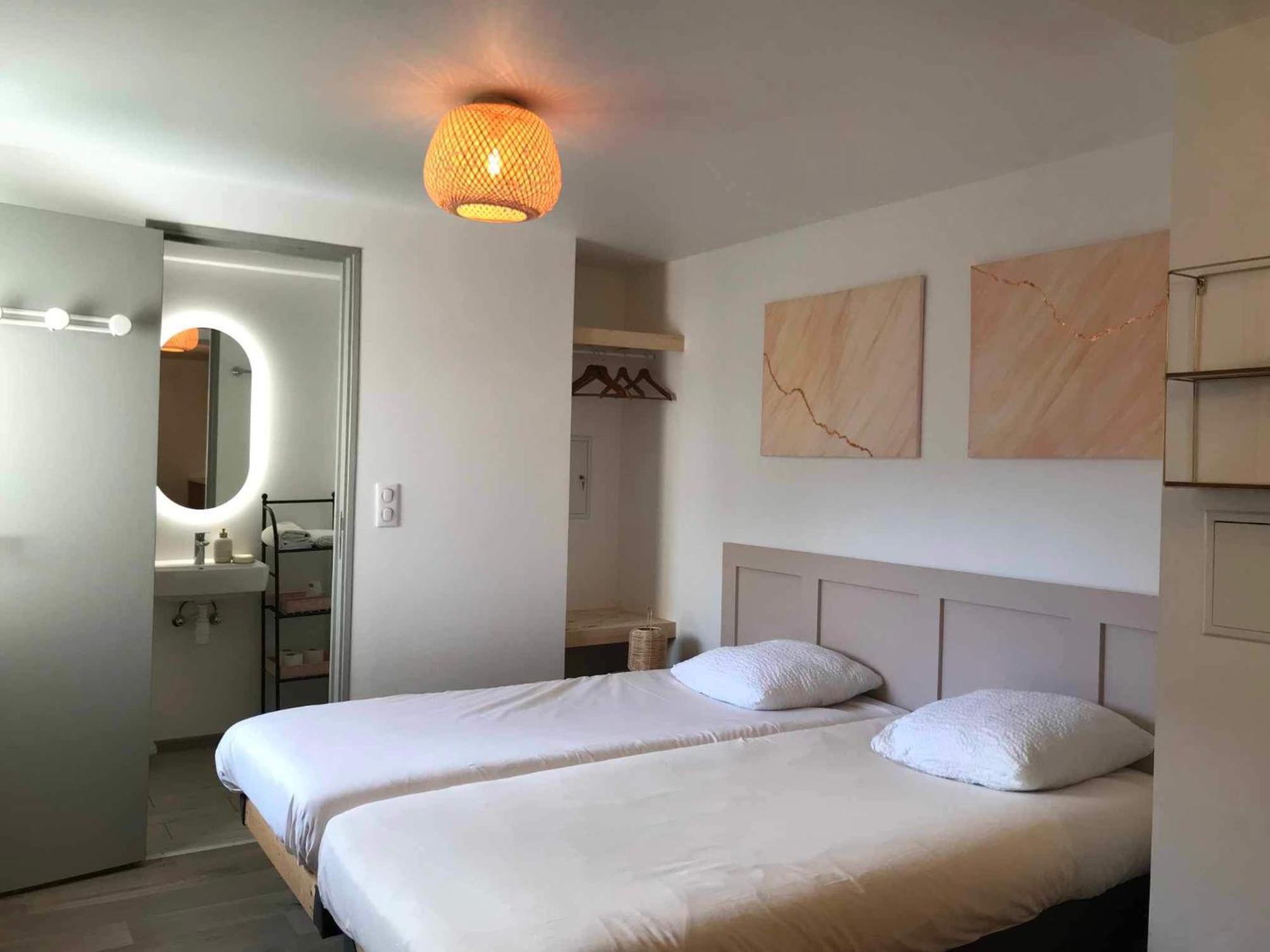 Cit'Hotel Design Booking Evry Saint-Germain-Les-Corbeil Senart ภายนอก รูปภาพ